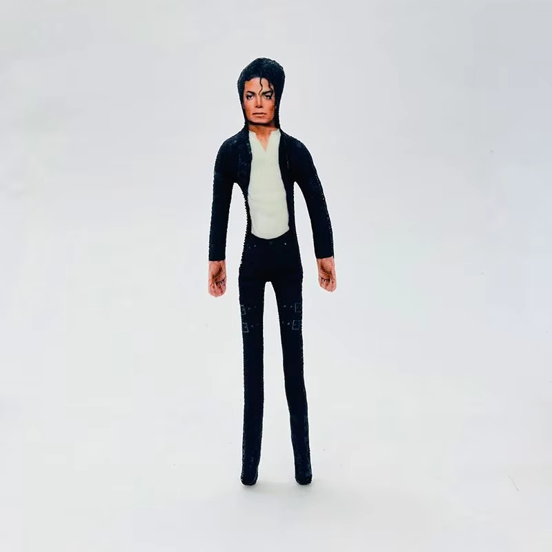 Figura de Pelúcia Articulada P - Eve Party avaliação e preço
